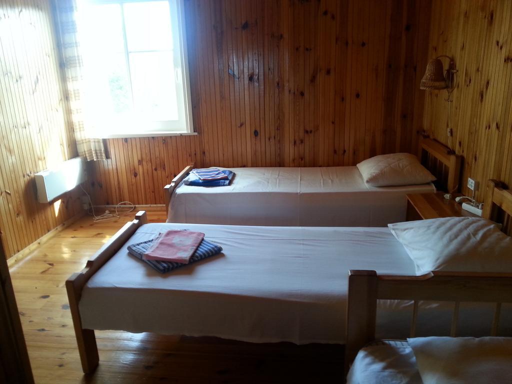 Katri Guesthouse Tubala Bilik gambar